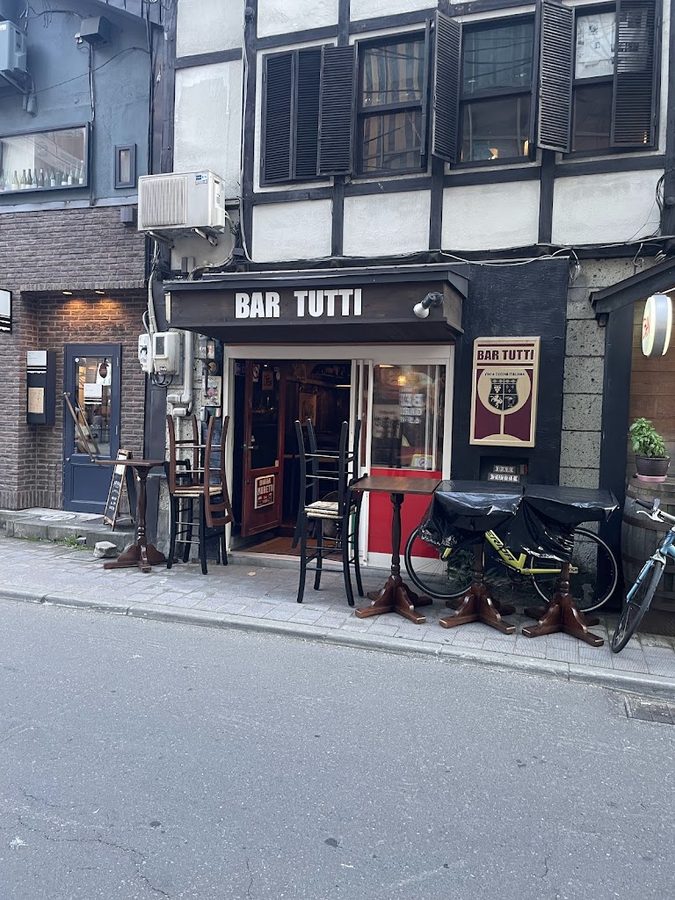 BAR TUTTI (トゥッティ)