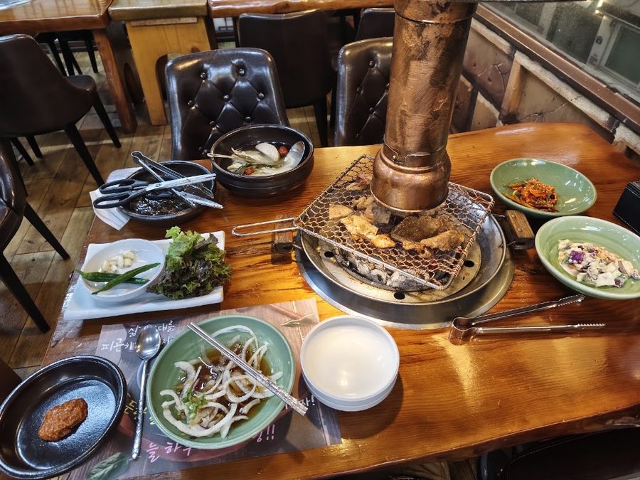 Cheongbori Hanwoo Charcoal Grill Sillim Branch