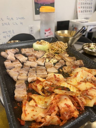 Dongmyo Geuneuljip