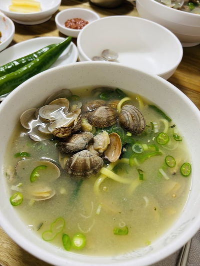 Daehong Bajirak Kalguksu