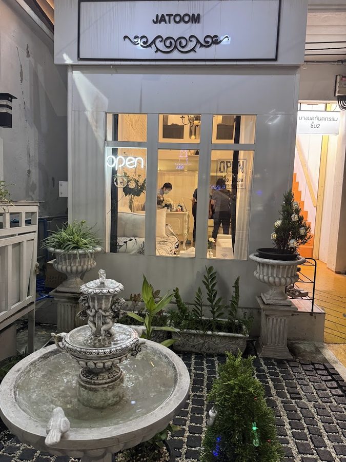 Jatoom Thai Massage & Spa