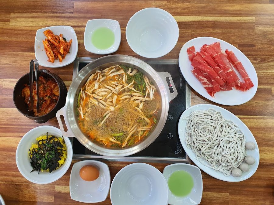 Eolkeun Shabu Kalguksu Pongdang Pongdang