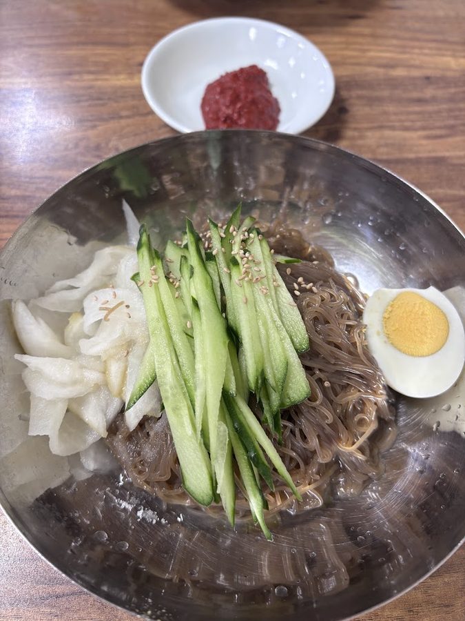 Cheongnyangni Halmeoni Naengmyeon Yongdu Direct Branch