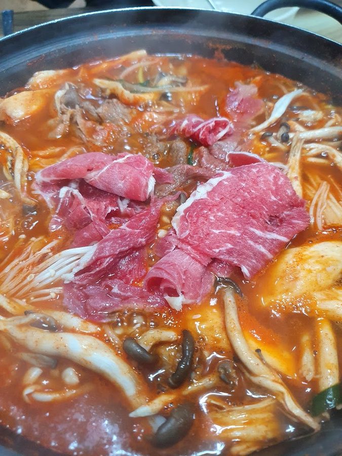 Myeonggane Son Kalguksu