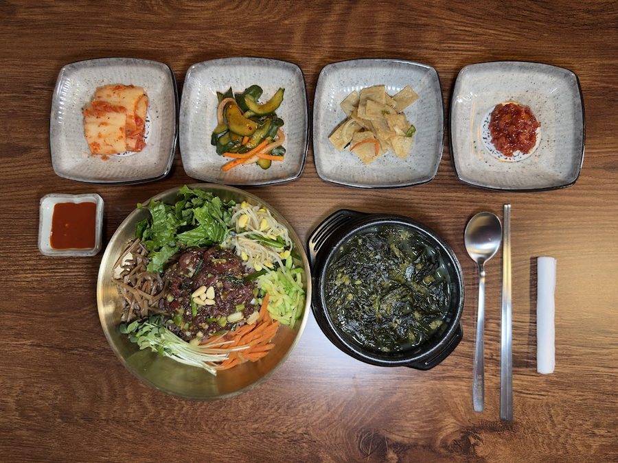 Bodol Miyeok & Ganjang Gejang Myeongdong Branch