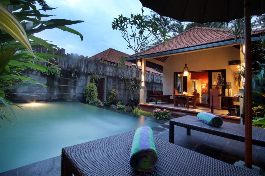 Pramana Watu Kurung
