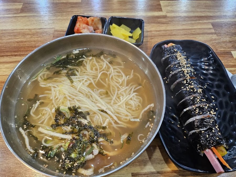 Yeongdo Myeolchi Guksu