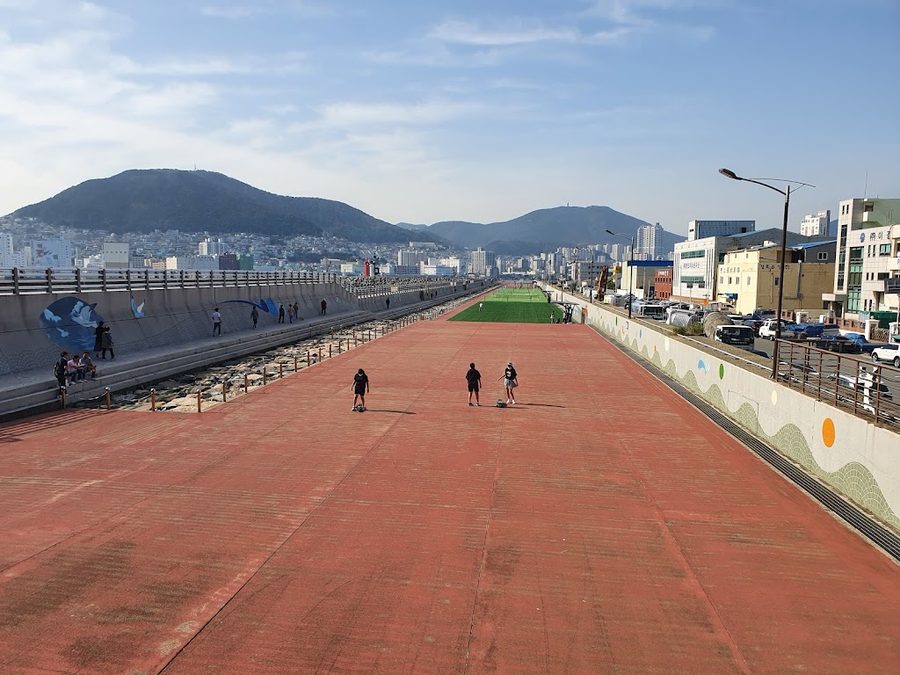 X-SPORTS Plaza