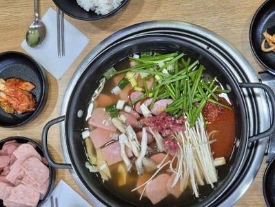 빨강우산부대찌개 선릉역 본점