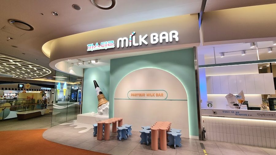 Pasteur Milk Bar Lotte World Mall Branch