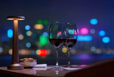 Residence Lounge & Bar