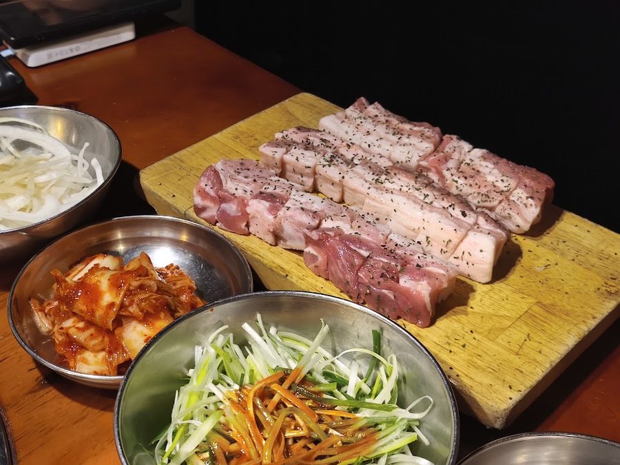 Haengbok Chupungnyeong Kal Samgyeopsal