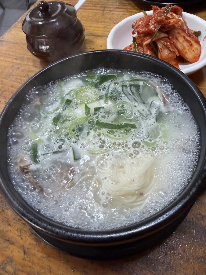 Jangsu Seolleongtang