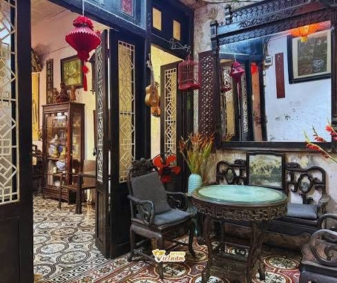 Antique Market Cafe