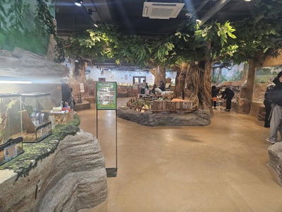 Laraju Zoo
