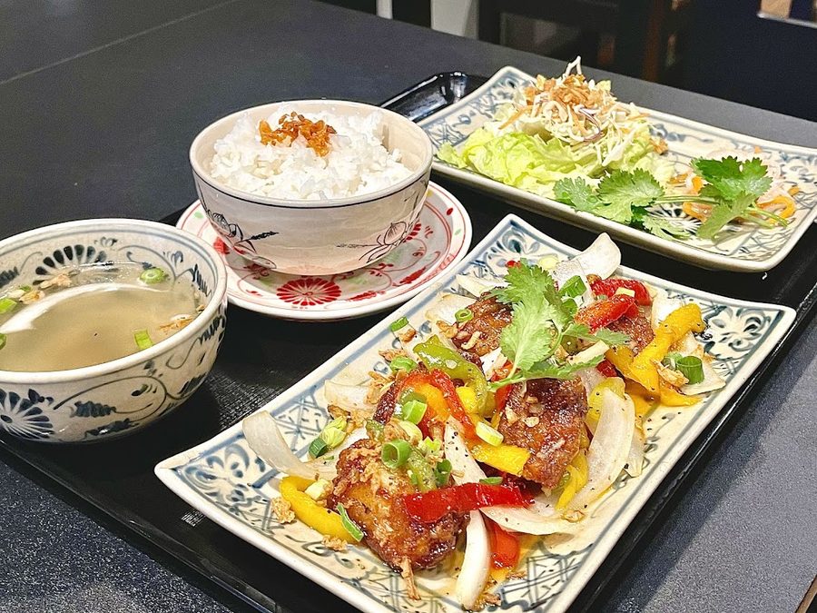 S Vietnamese Cuisine