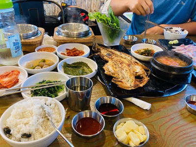 Jeju Seongsan Sanghoe Chamnamu Jangjak Gui