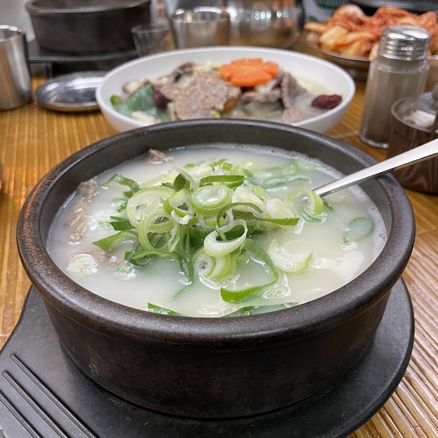Gusuok Seolleongtang