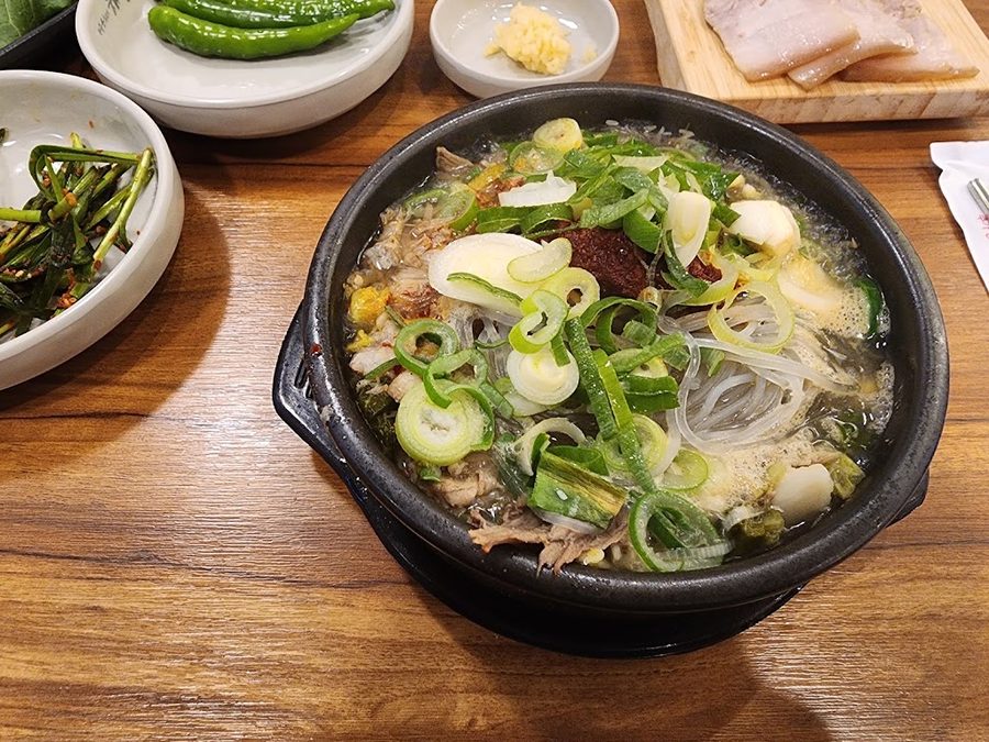 Jeju Eunhuine Haejangguk Daejeon Dunsan Branch