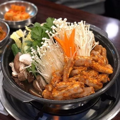 Lee Kanghee Gomtang