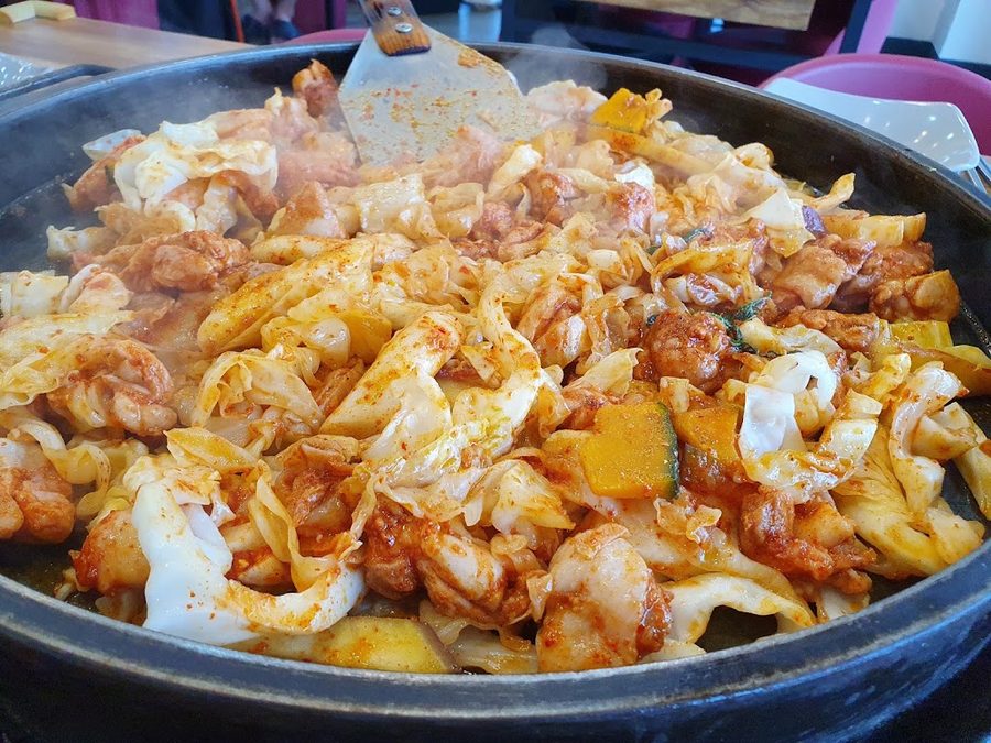 Sinil Dakgalbi