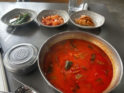 홍익궁중전통육개장광주상무점