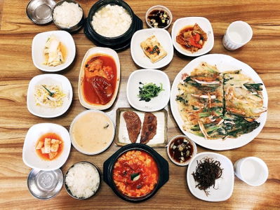Chodang 400 Year Sundubu