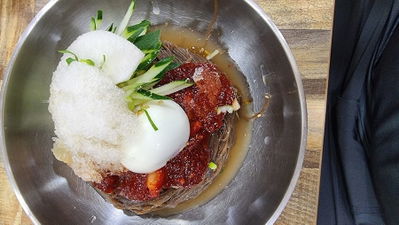Iga Chik Naengmyeon