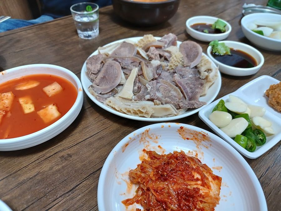 Hanujeong Gomtang