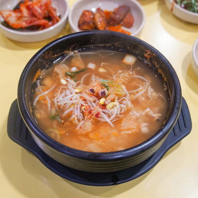 Jeonju Kongnaru Kongnamul Gukbap