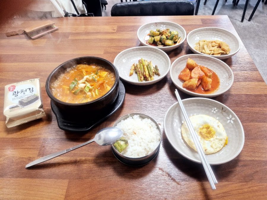Uri Jip Janchi Guksu