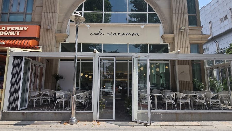 Cafe Cinnamon
