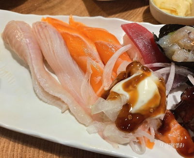 Bakyongseok Sushi Shop 1