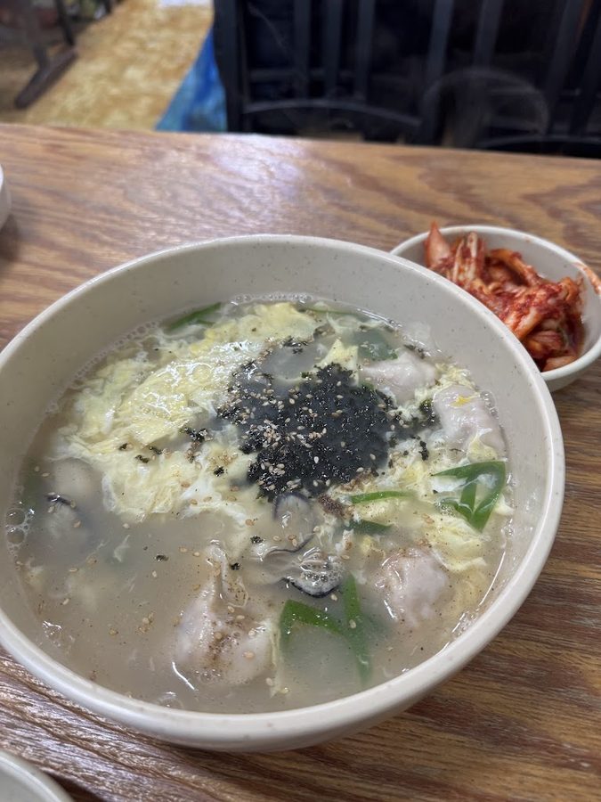 Ssangdungine Haemul Son Kalguksu