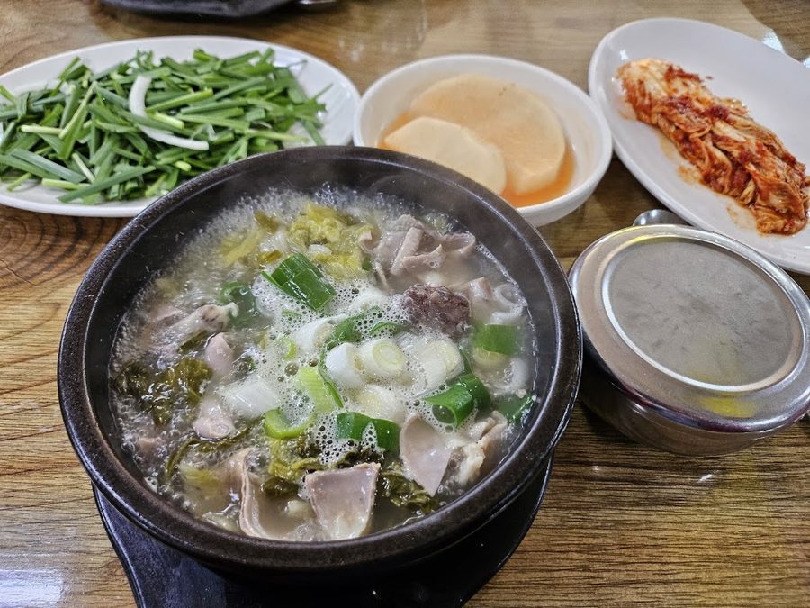 Seolcheon Sundaegukbap