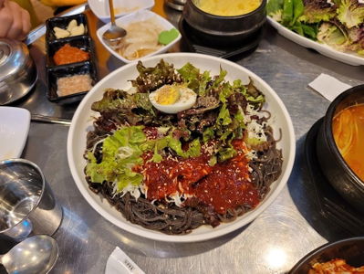 Naesarang Jokbal