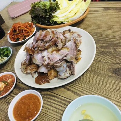 Daehan Jokbal Bossam