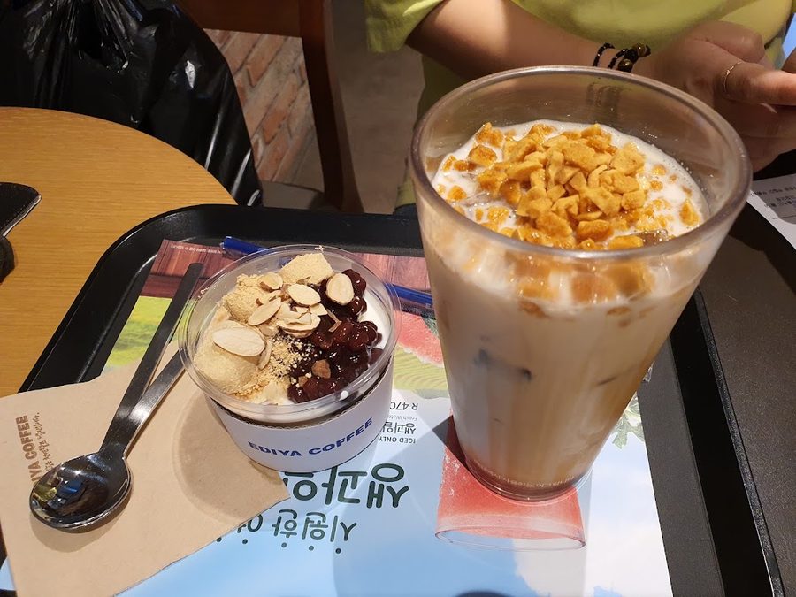 Ediya Coffee Busan Munhyeon Hyundai Branch