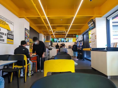 No Brand Burger Dongmyo Station Branch