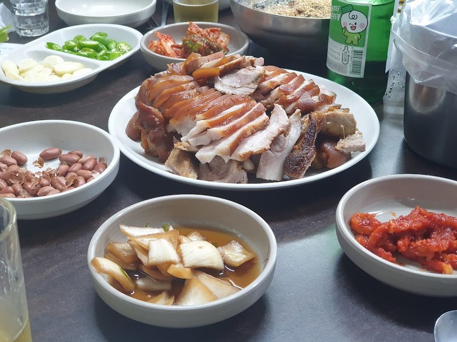 신촌족발보쌈