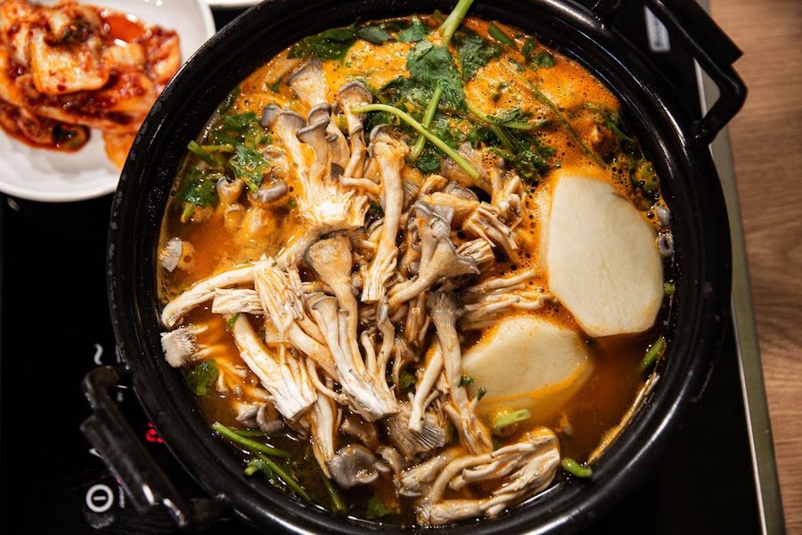 Deungchon Shabu Kalguksu Seongbuk Branch