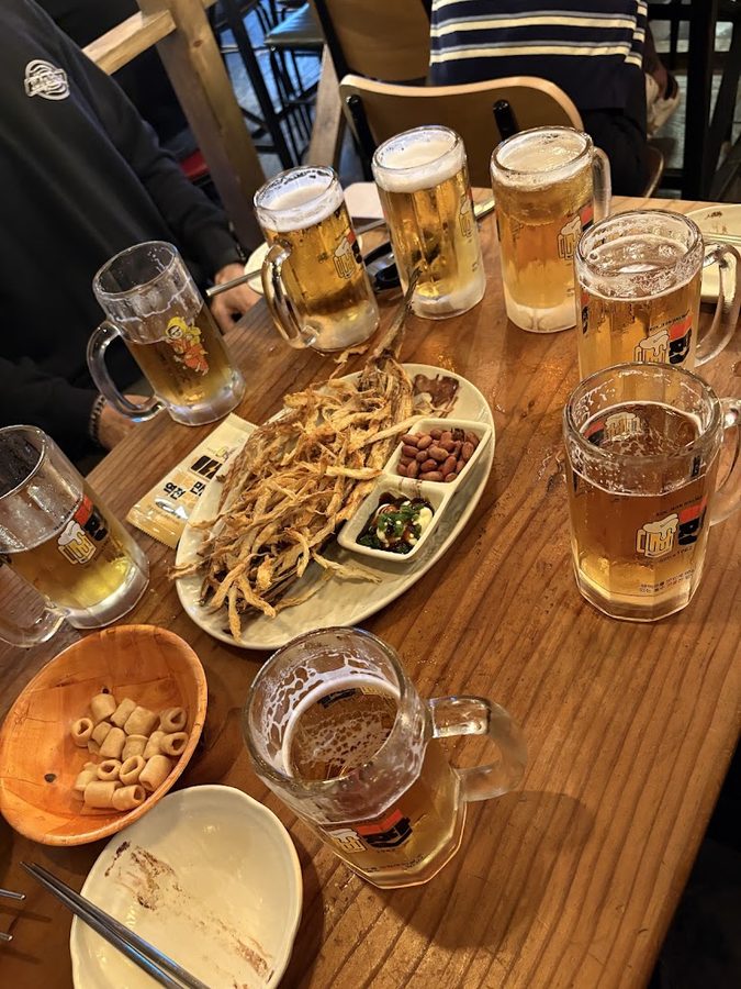 Yeokjeon Halmeoni Beer Myeongil Branch