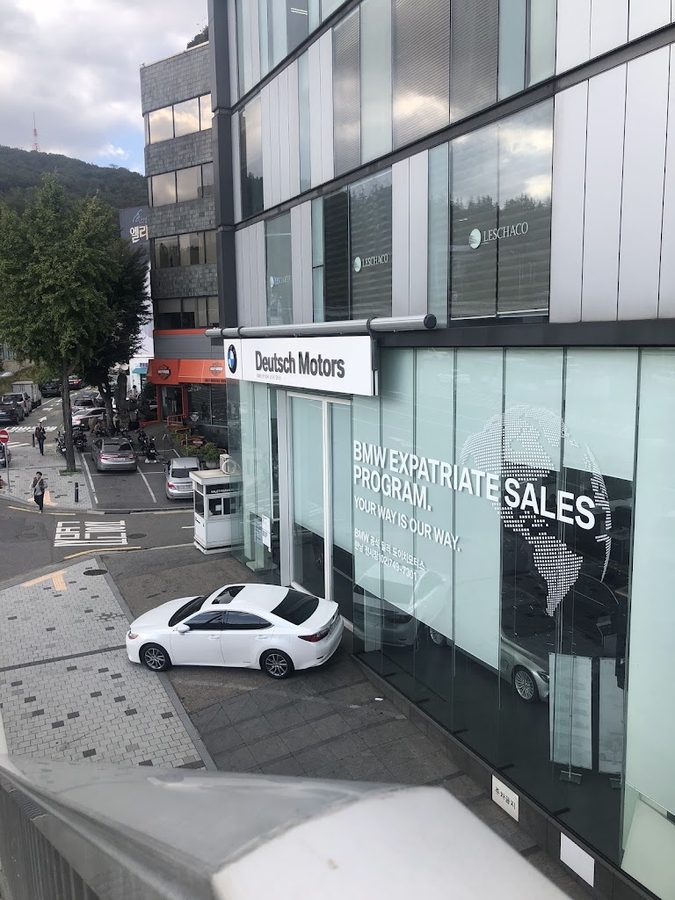 BMW Hannam Showroom