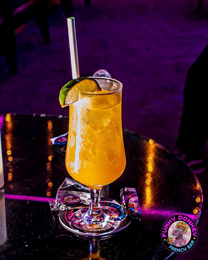 Le Funky Donkey - French Bar