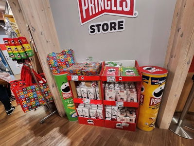 PRINGLES store