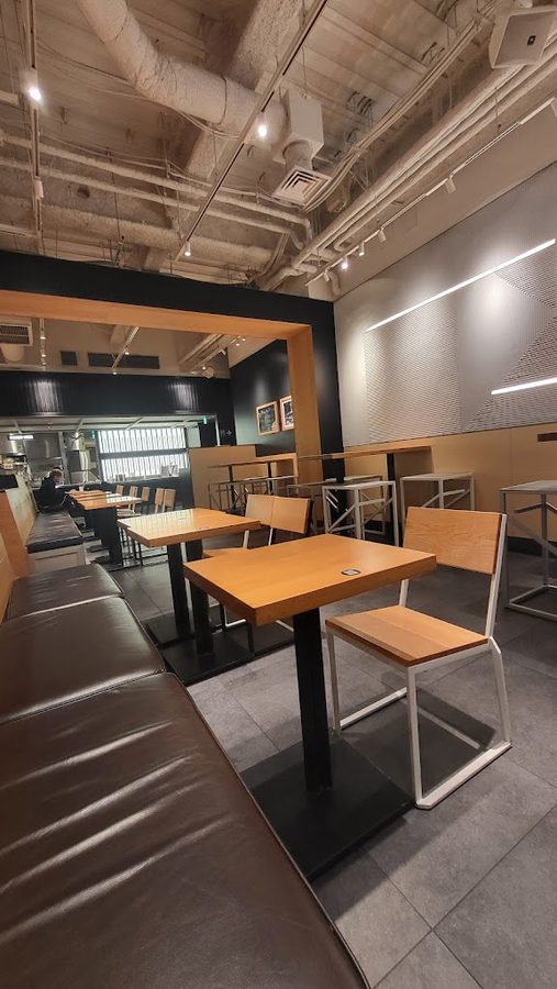 SHAKE SHACK Kyoto Shijo Karasuma