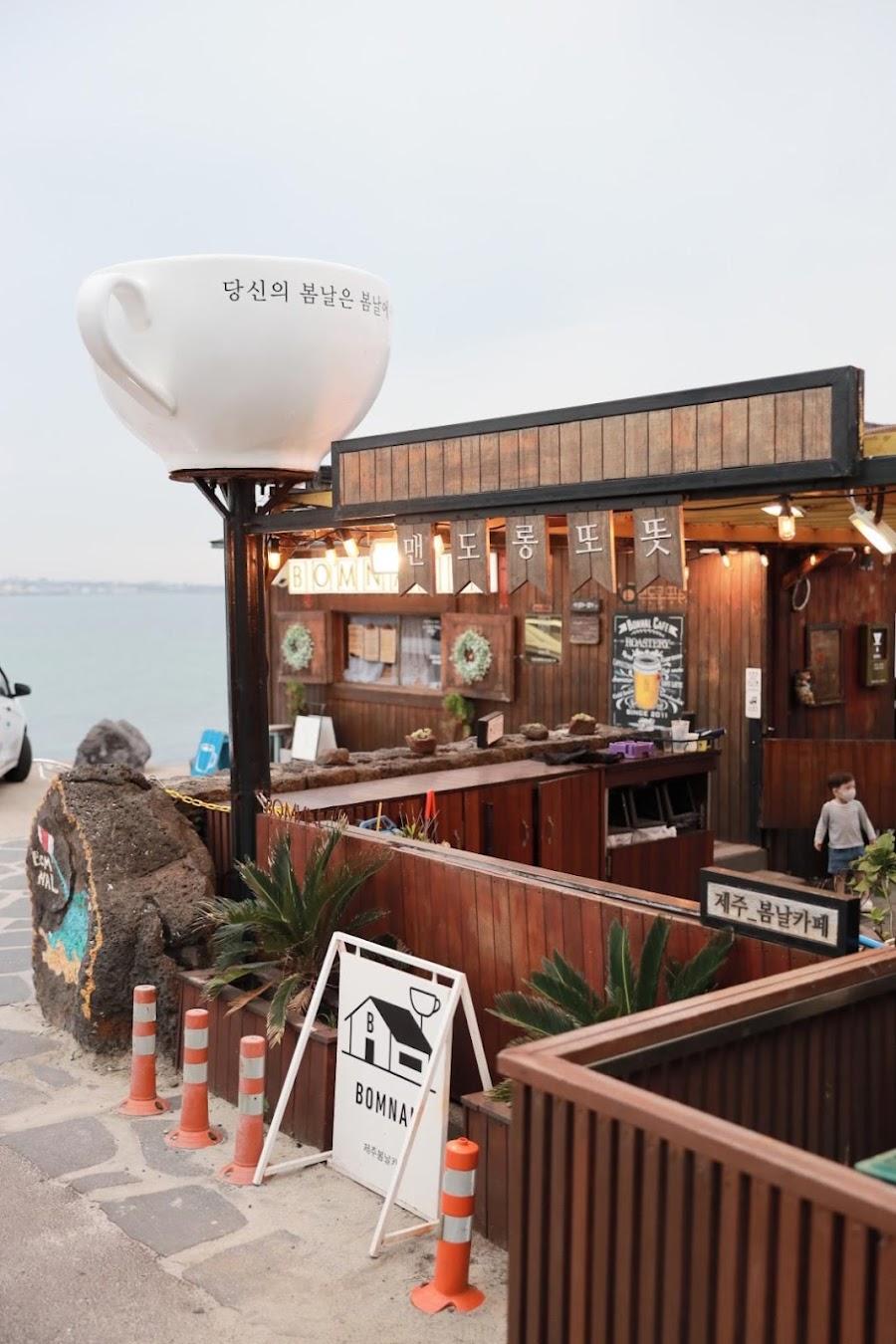 Cafe Knotted Jeju Aewol