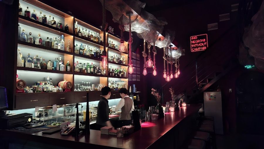 Tamarind Hidden Cocktail Bar (Me Bar)