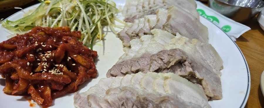 Myeongdong Kalguksu