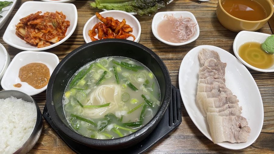Miryang Dwaeji Gukbap